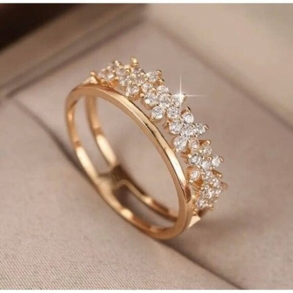 18k Gold Plated Flower Design Wrap-Around Diamond Ring - Picture 4 of 6